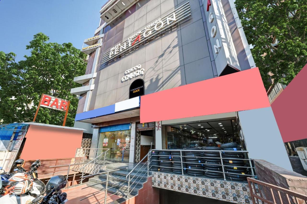 Hotel Townhouse Oak Pentagon Residency Bhubaneswar Zewnętrze zdjęcie