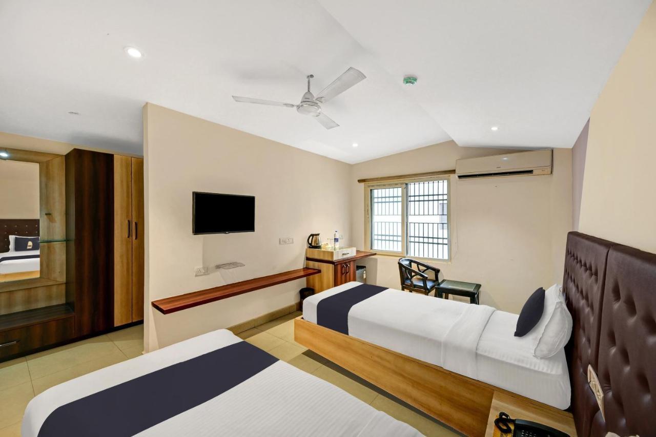 Hotel Townhouse Oak Pentagon Residency Bhubaneswar Zewnętrze zdjęcie